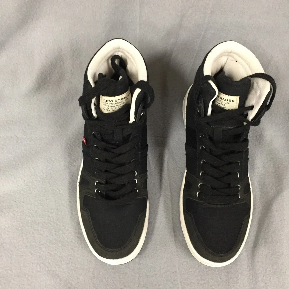 Levis Womens Black Textile High Top Sneakers Size 7‎ 52028401A1